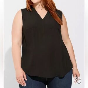 Torrid Sleeveless Black V-Neck Tank
